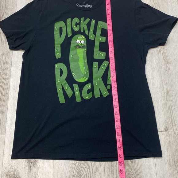 Rick & Morty Pickle Rick Graphic Tee - Picture 4 of 7